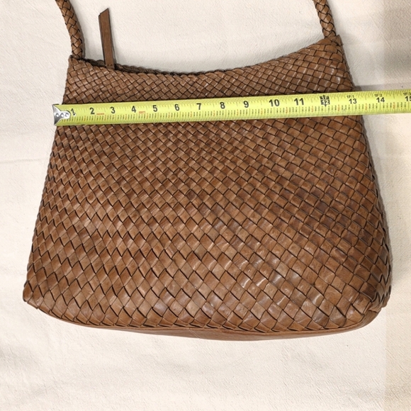 Aspen Woven Shoulder Bag Leather Basket Weave Handbag Women’s Brown Cognac *EUC* - Picture 7 of 13